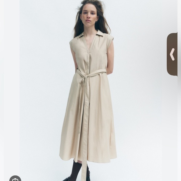 Zara Wrinkled Cap Sleeve MIDI Dress! Brand New with Tags. - Picture 5 of 6